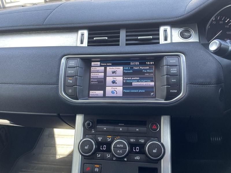 Used Land Rover Range Rover evoque Pure 190 HP (139 kW) 2011 White Coupe