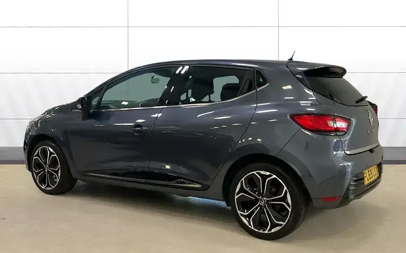 Used Renault Clio Iconic 90 HP (66 kW) 2019 Grey Hatchback