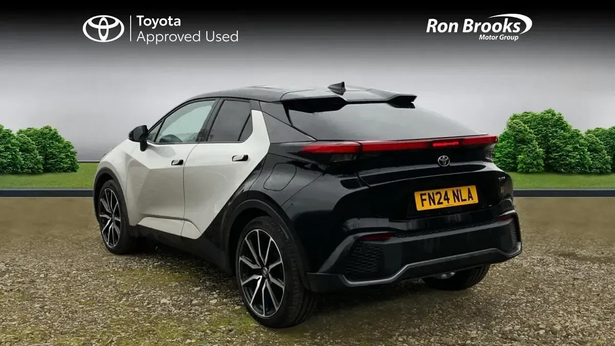 Used Toyota C-HR Sport 198 HP (145 kW) 2024 Silver SUV
