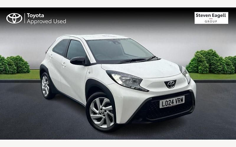 Used Toyota Aygo X PURE 72 HP (52 kW) 2025 SUV