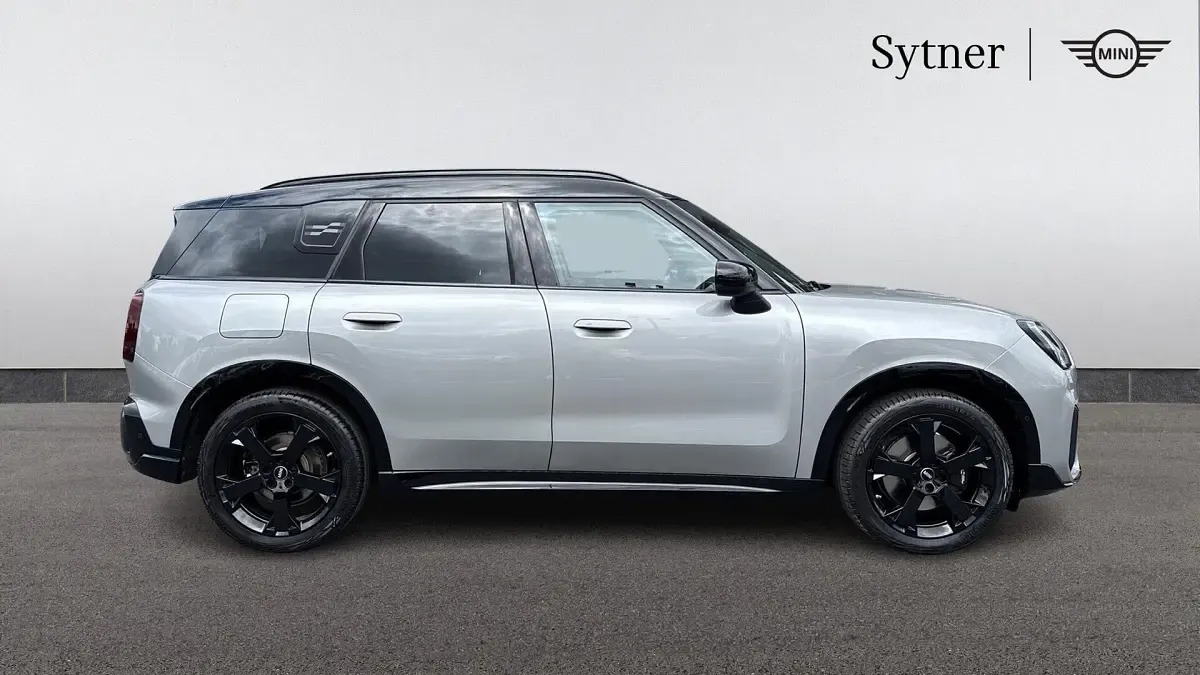 Used Mini Countryman 168 HP (123 kW) 2025 Silver SUV