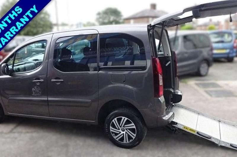 Grey Used 2017 Citroën Berlingo Feel MPV | £7,995 (Fair price) - Image 1/1