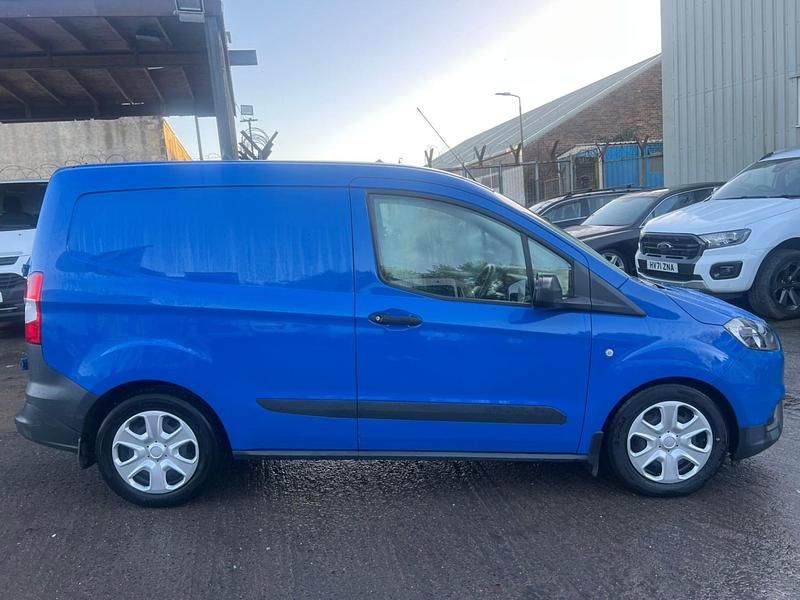 Used Ford Transit Trend 100 HP (73 kW) 2020 Blue Van