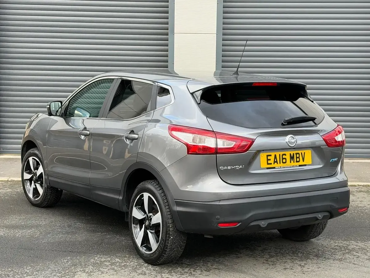 Used Nissan Qashqai N-Connecta 2016 Grey SUV