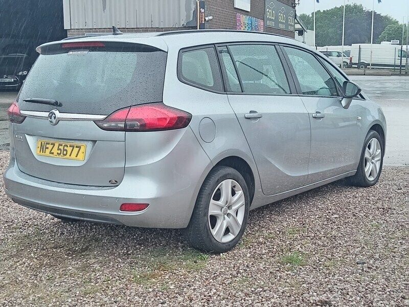 Used Vauxhall Zafira 2013 Silver MPV