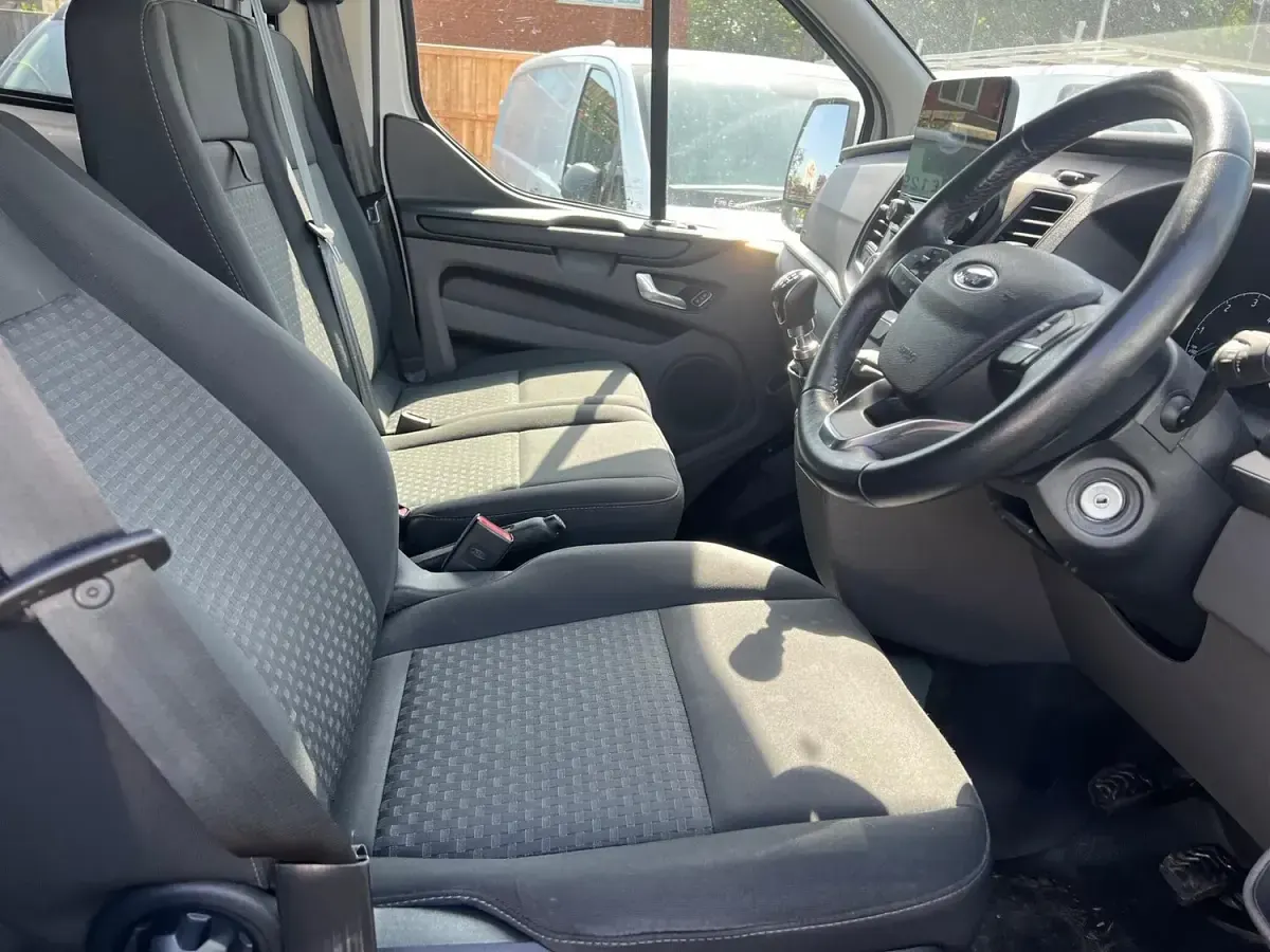 Used Ford Transit Custom Trend 130 HP (95 kW) 2022 White Van