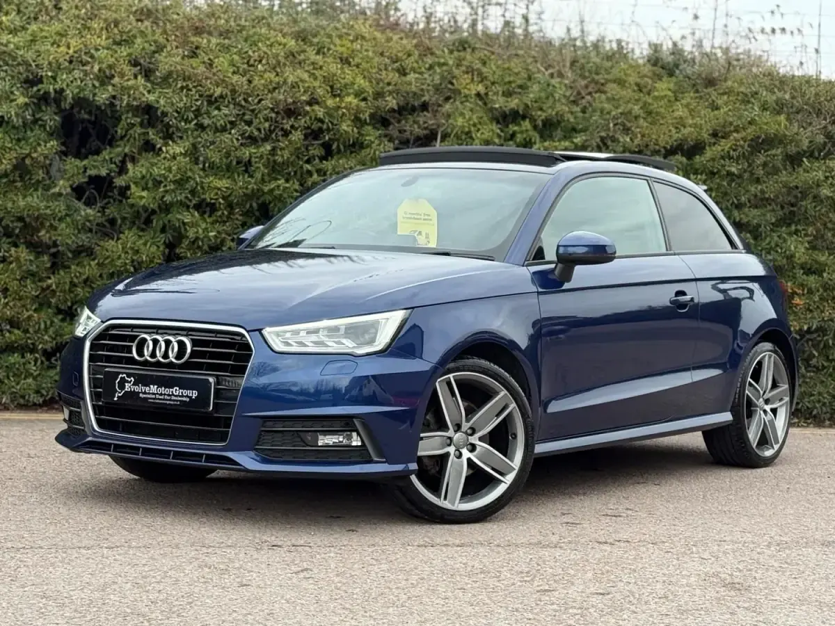 Usado Audi A1 S-Line 150 CV (110 kW) 2017 Azul Utilitario