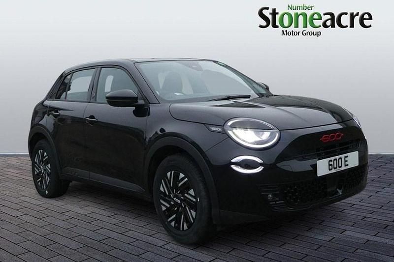 New Fiat 600E Red 114 kW (156 HP) 2025 SUV