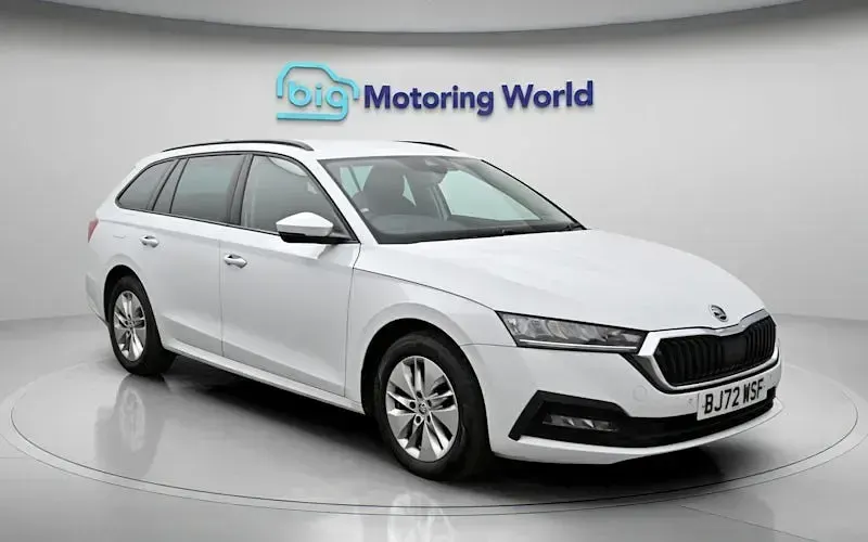 Gebraucht Skoda Octavia SE Technology 110 PS (80 kW) 2022 Weiß Kombi