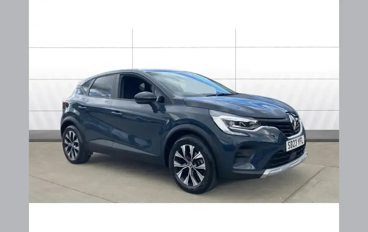 Used Renault Captur Evolution 143 HP (105 kW) 2023 SUV