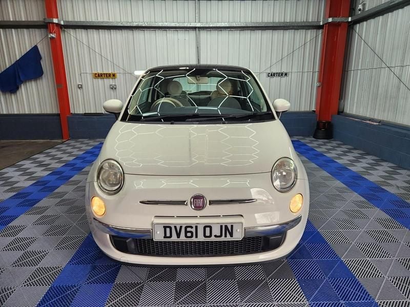 Used Fiat 500 Lounge 69 HP (50 kW) 2011 White Hatchback