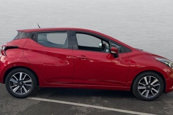 Used Nissan Micra Acenta 90 HP (66 kW) 2019 Red Hatchback