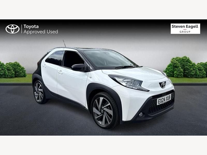 White Used 2024 Toyota Aygo Hatchback | £14,226 (Fair price) - Image 1/3