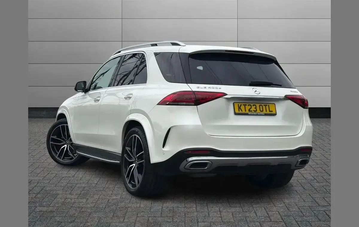 Used Mercedes GLE400 AMG line 325 HP (239 kW) 2023 White SUV
