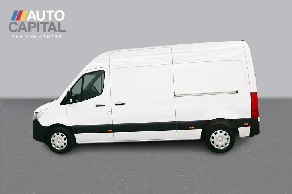 Used Mercedes Sprinter Premium 150 HP (110 kW) 2023 White Van