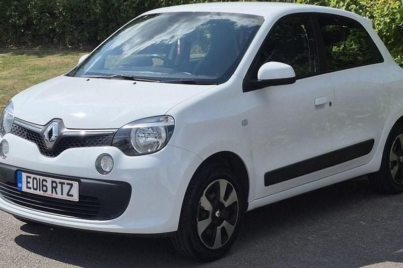 White Used 2016 Renault Twingo Play Hatchback | £3,300 (Fair price) - Image 1/1
