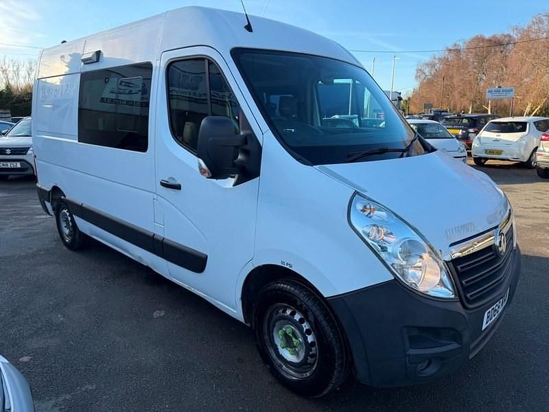 Used Vauxhall Movano 2018 White MPV