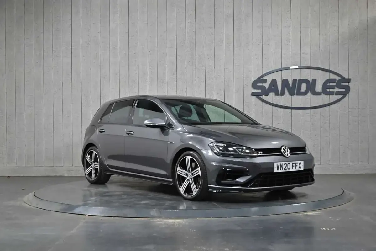Used VW Golf VII R 300 HP (220 kW) 2020 Hatchback