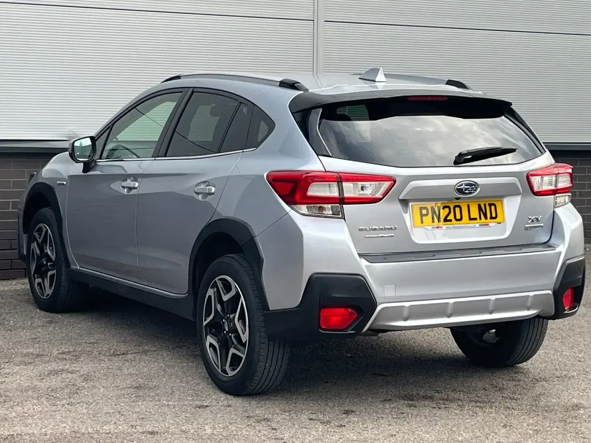 Used Subaru XV Premium 150 HP (110 kW) 2020 Silver SUV