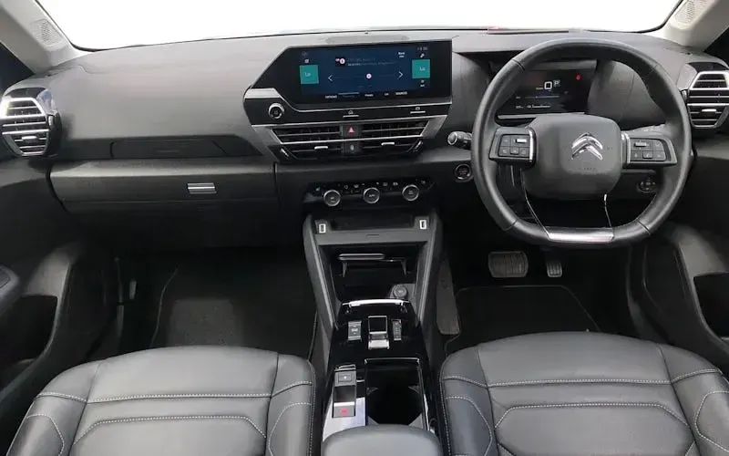 Second-hand Citroën e-C4 Shine 100 kW (136 CP) 2023 Albastru Hatchback