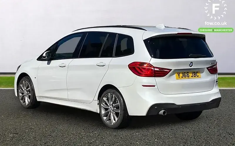 Used BMW 218 M Sport 150 HP (110 kW) 2017 White Estate