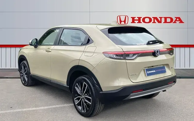 Second-hand Honda HR-V Elegance 131 CP (96 kW) 2024 SUV