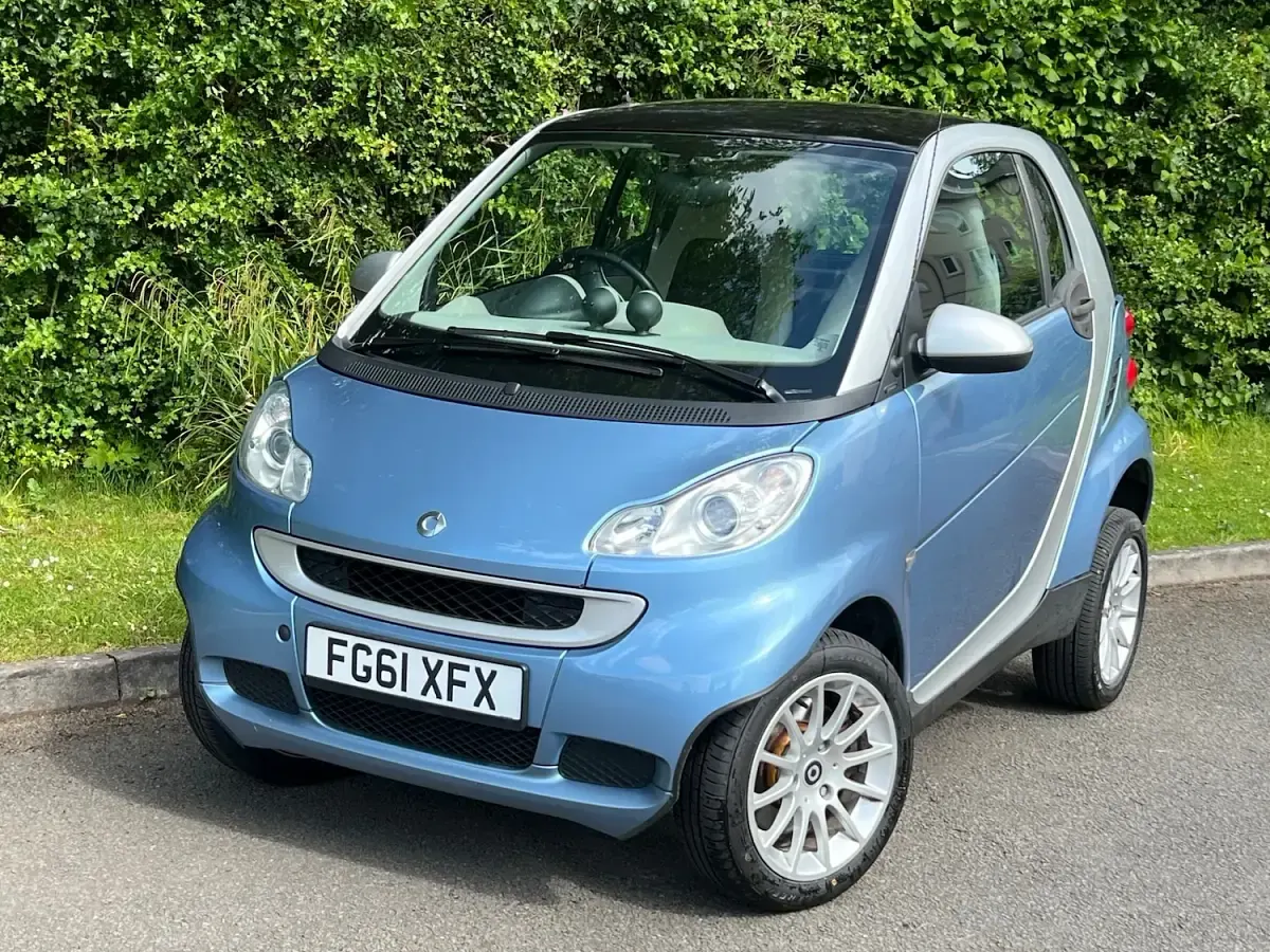 Used Smart ForTwo Coupé Passion 54 HP (39 kW) 2011 Blue Coupe