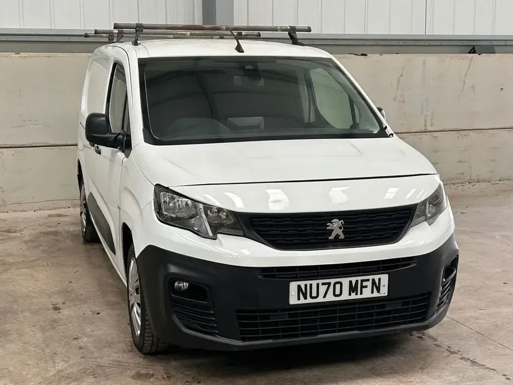 Usado Peugeot Partner 100 HP (73 kW) 2020 Branco Monovolume
