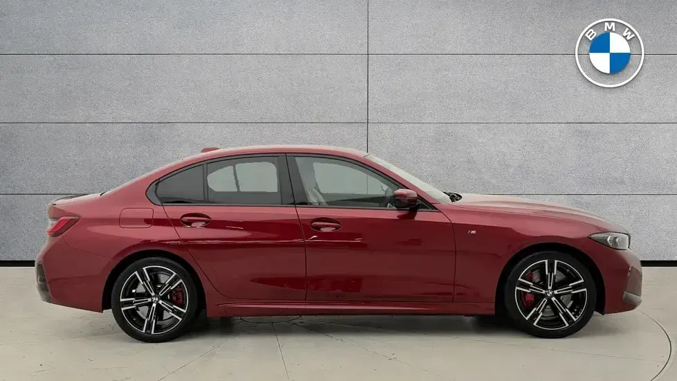 Usado BMW 320 M Sport 181 CV (133 kW) 2025 Rojo