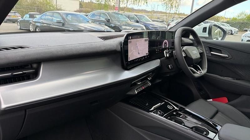 Used Audi Q3 S-Line 272 HP (200 kW) 2026 White SUV