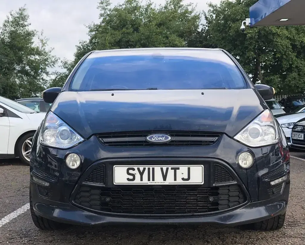 Used Ford S-MAX Titanium X 200 HP (147 kW) 2011 Black MPV
