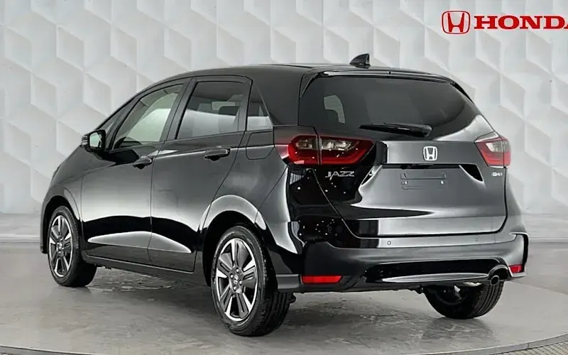 Used Honda Jazz Advance 122 HP (89 kW) 2025 Crystal black Hatchback