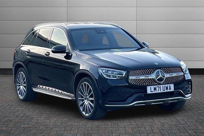 Obsidian black Used 2021 Mercedes E300 AMG Line Premium Estate | £31,095 (Super price) - Image 1/4