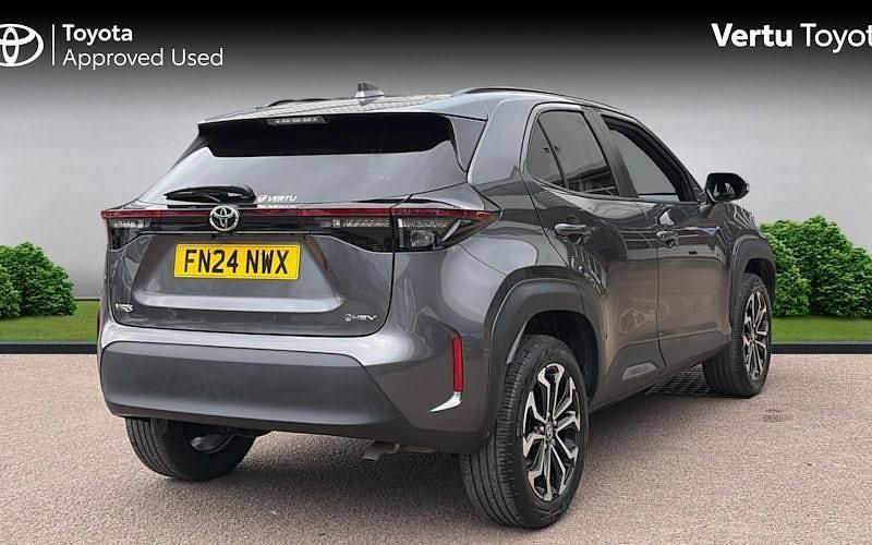 Used Toyota Yaris Hybrid Design 116 HP (85 kW) 2026 Estate