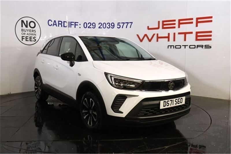 White Used 2022 Vauxhall Crossland X Design Edition SUV | £9,988 (Good price) - Image 1/4