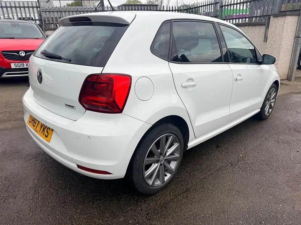 Usado VW Polo Edition 2017 Branco Citadino