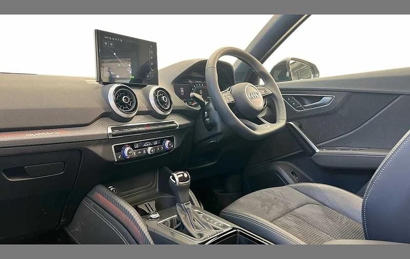 Used Audi SQ2 Black Edition 300 HP (220 kW) 2025 Blue SUV