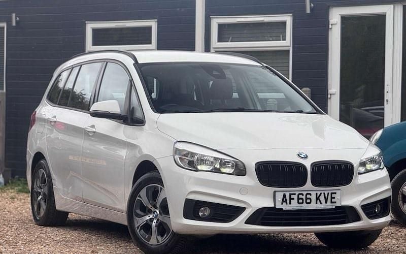 Used 2017 BMW 216 Estate | £6,995 (Fair price) - Image 1/4