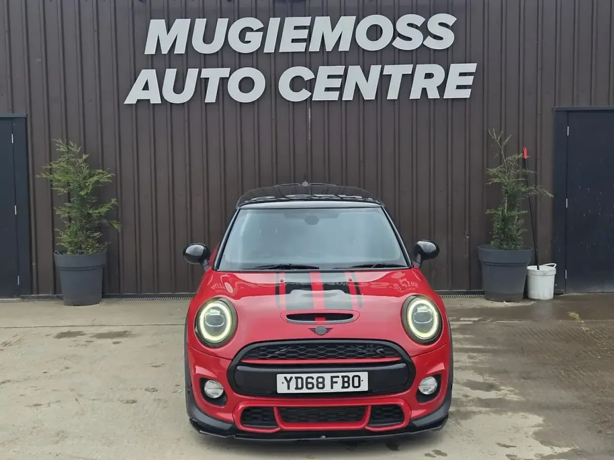 Used Mini Cooper S Hatch 2018 Red Hatchback