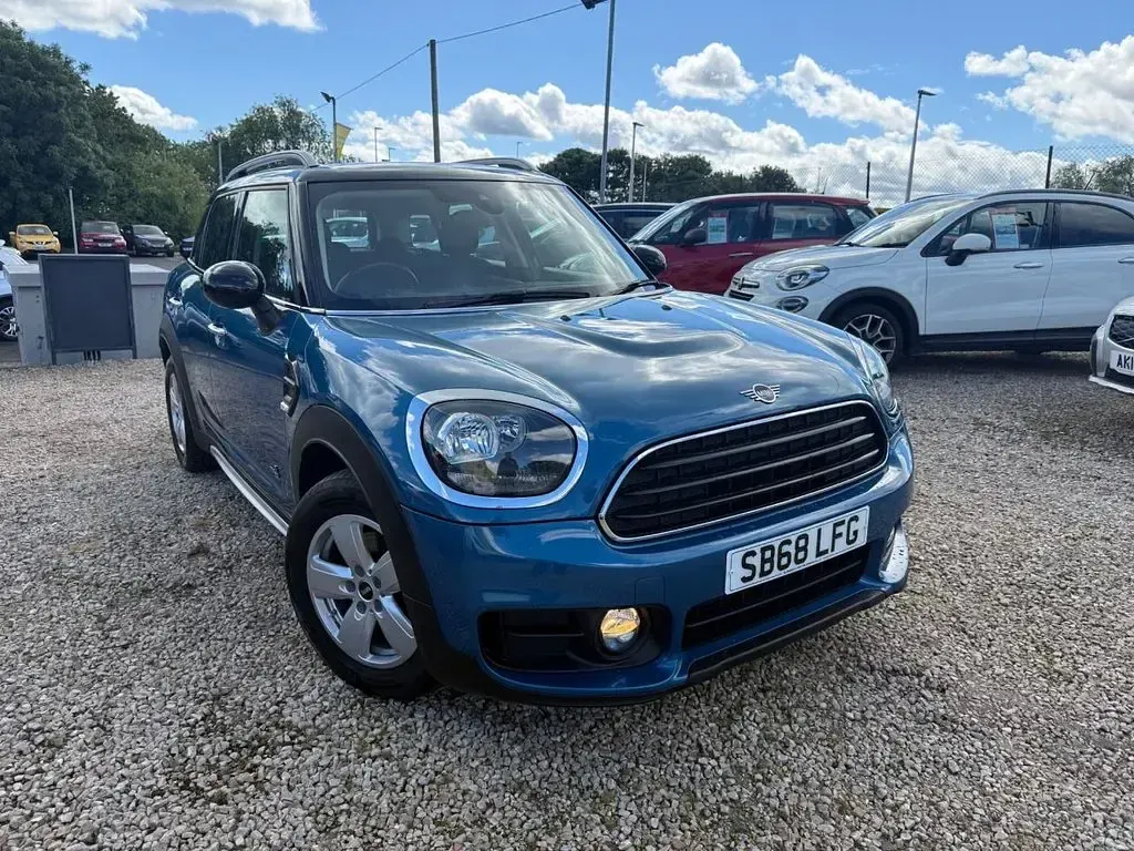 Used Mini Cooper D 150 HP (110 kW) 2018 Blue Hatchback