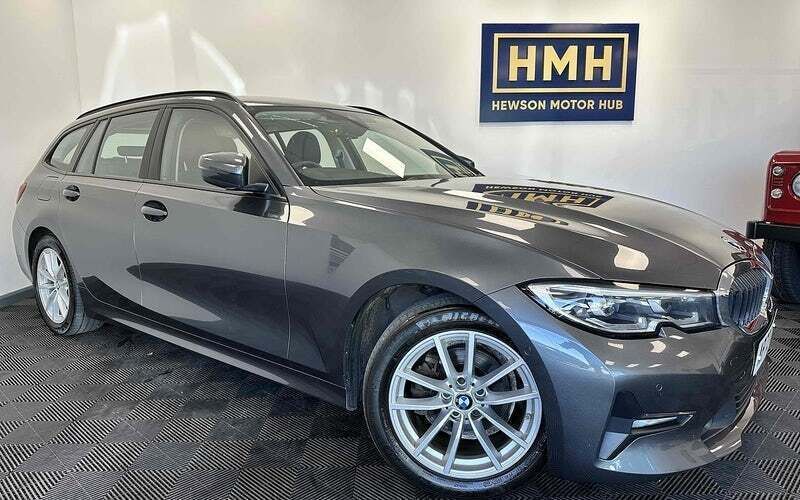 Used 2021 BMW 318 Estate | £15,750 (Good price) - Image 1/3