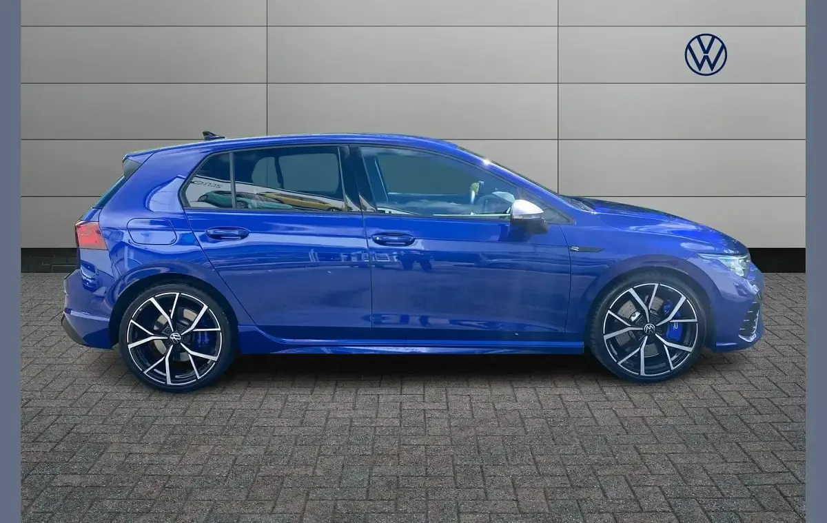 Used VW Golf VIII R 320 HP (235 kW) 2022 Blue Hatchback