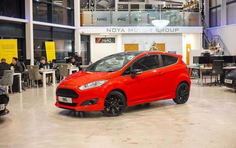 Used 2017 Ford Fiesta ST-Line Hatchback | £5,999 (Good price) - Image 1/4