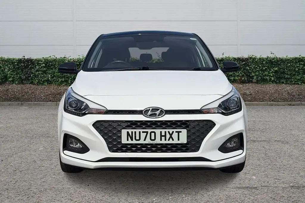 Used Hyundai i20 2020 White Hatchback