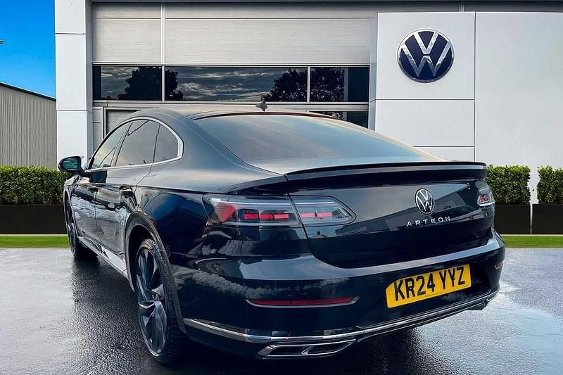 Used VW Arteon R-line 190 HP (139 kW) 2024 Black Hatchback