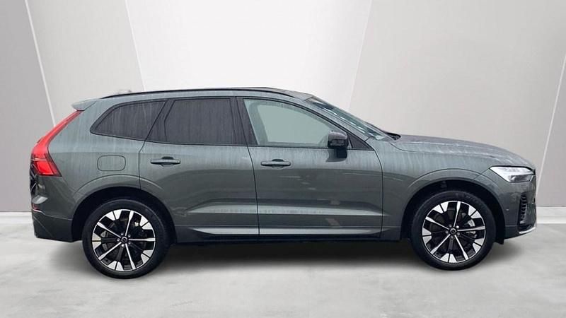 Used Volvo XC60 Ultra 449 HP (330 kW) 2025 Green SUV