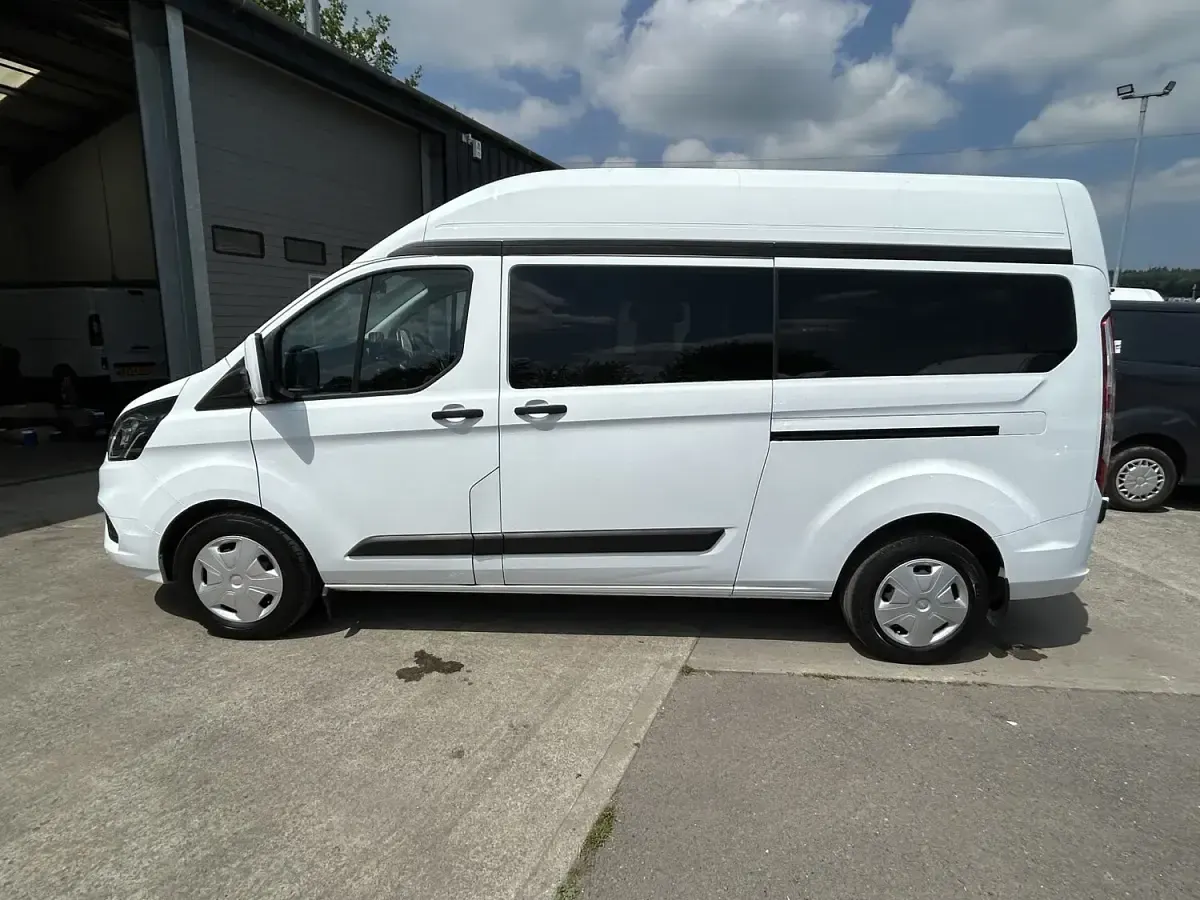 Used Ford Transit Custom Trend 130 HP (95 kW) 2023 White Estate