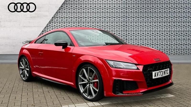Used Audi TT Comfort 245 HP (180 kW) 2023 Red Coupe