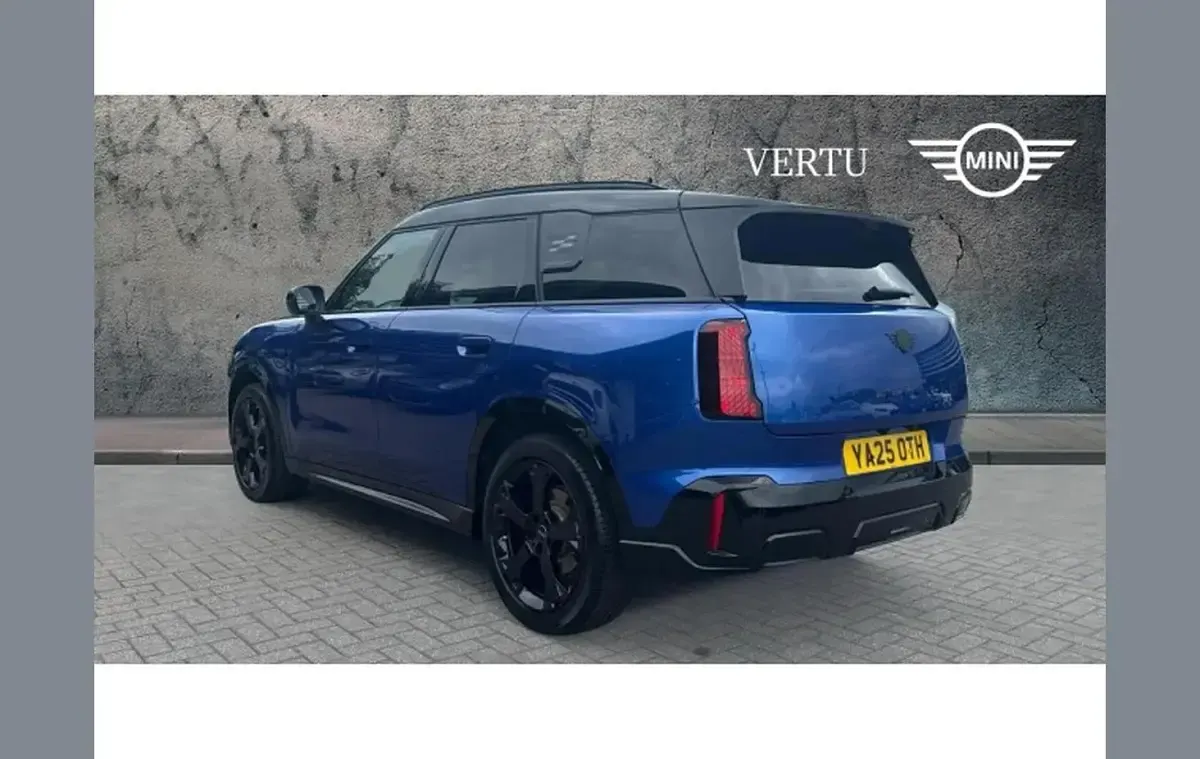 Used Mini Countryman Sport 170 HP (125 kW) 2025 Blue SUV