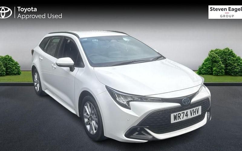Used 2025 Toyota Corolla Estate | £25,152 (Fair price) - Image 1/4